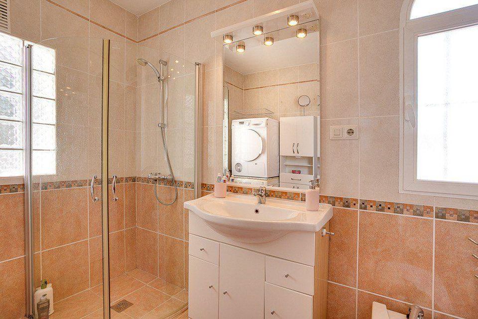 2 спальный дом в аренду в Эстепоне с собственным басссеином - mibgroup.es