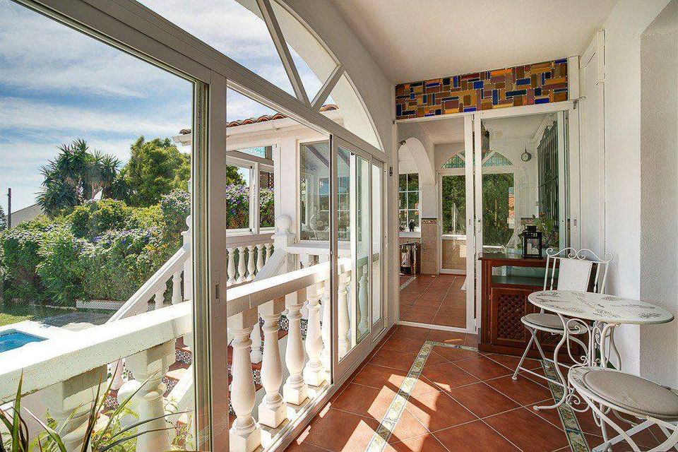 2 спальный дом в аренду в Эстепоне с собственным басссеином - mibgroup.es