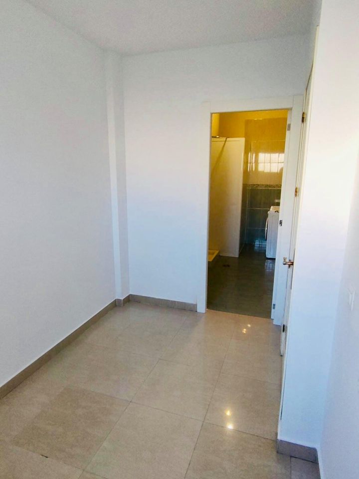 3 спальный таунхаус в аренду в Торребланке - mibgroup.es