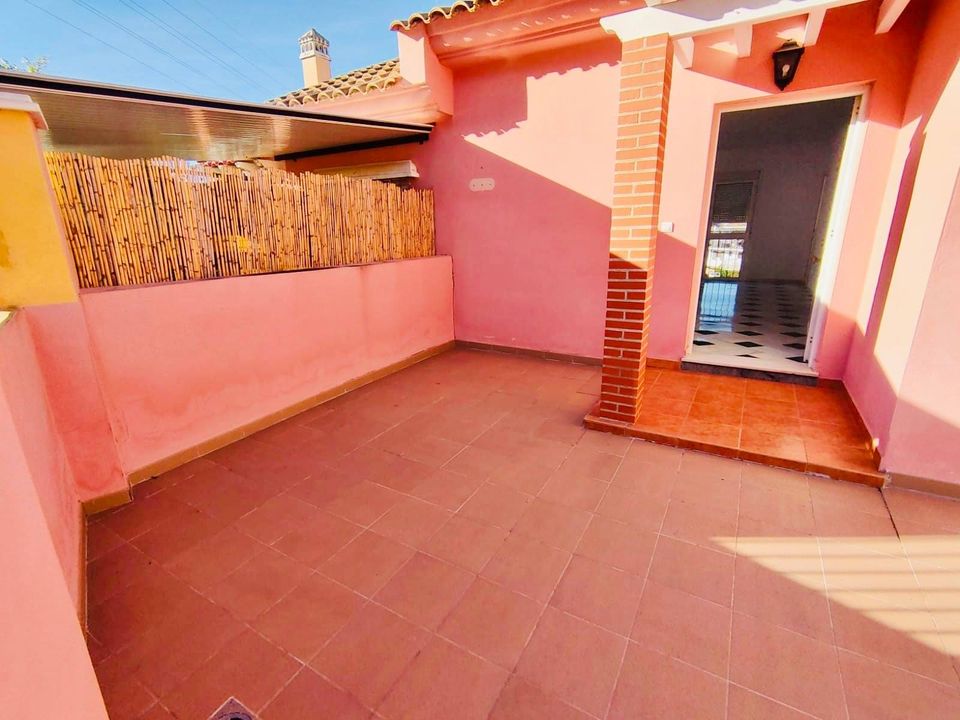 3 спальный таунхаус в аренду в Торребланке - mibgroup.es