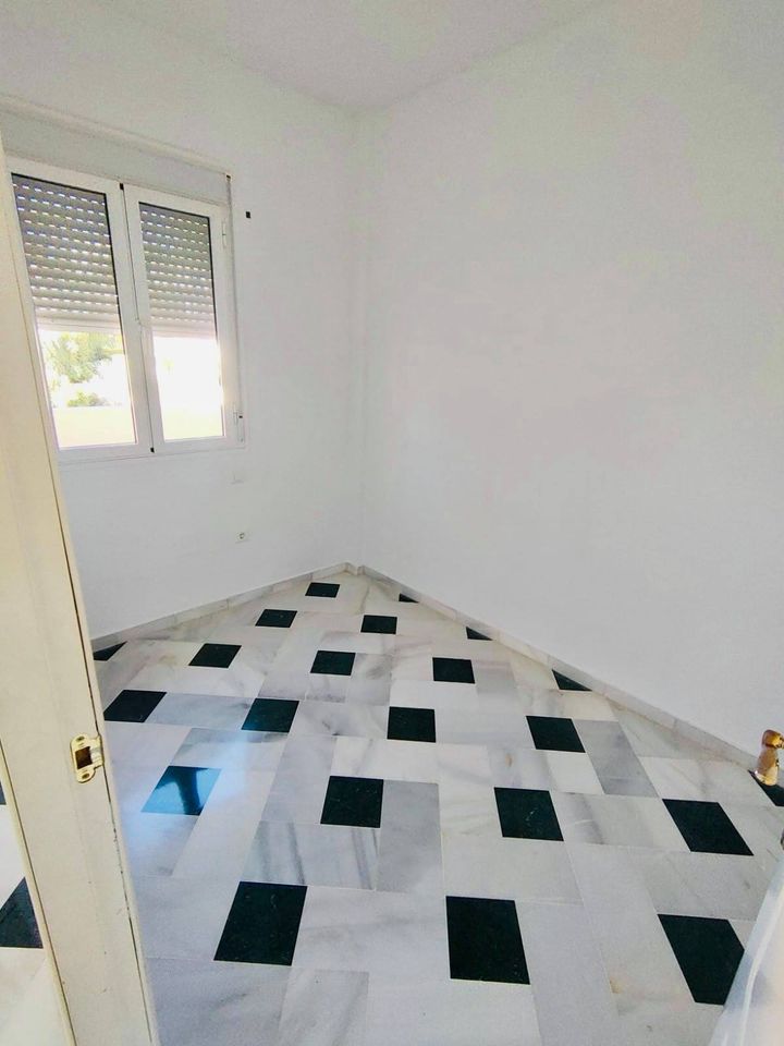 3 спальный таунхаус в аренду в Торребланке - mibgroup.es