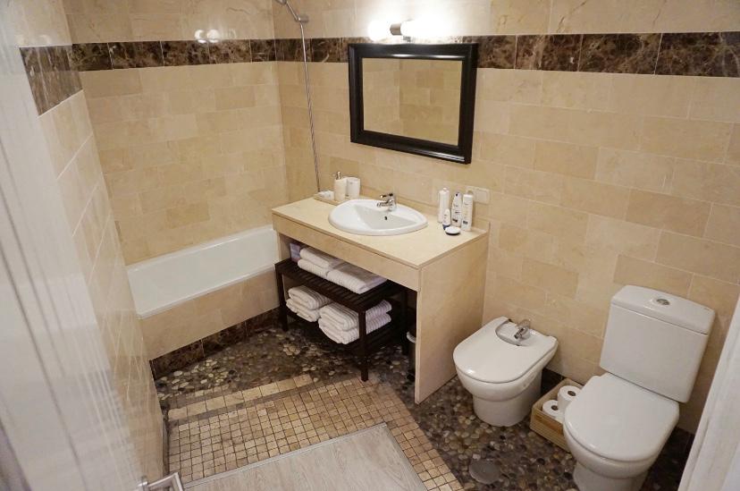 1 bedroom apartment for rent in El Paraiso, Estepona - mibgroup.es