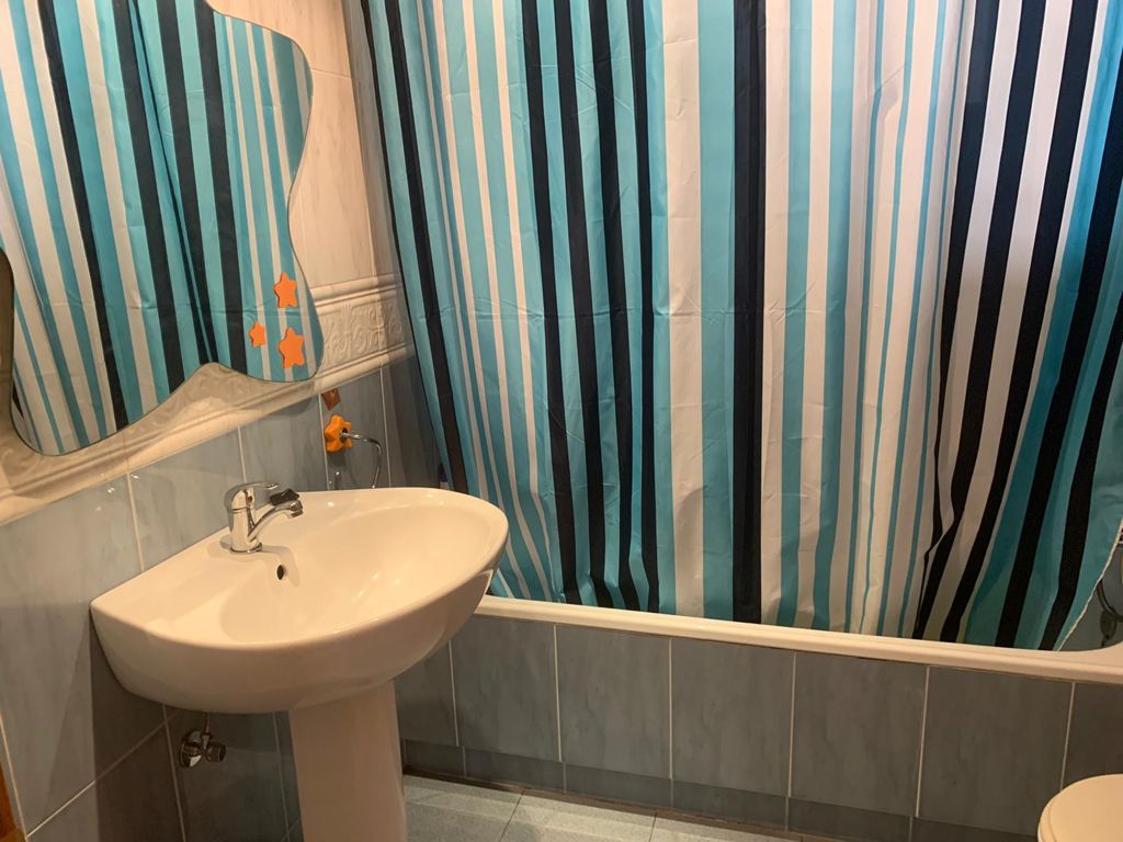 3 bedroom apartment with 2 bathrooms for rent in Estepona - mibgroup.es