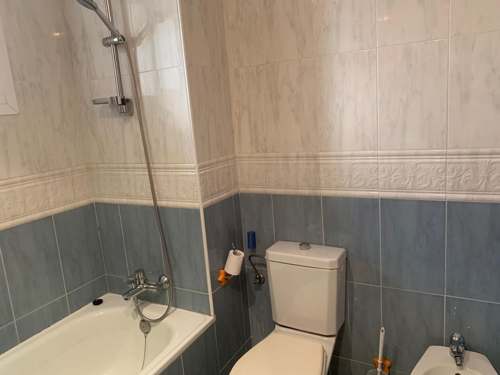 3 bedroom apartment with 2 bathrooms for rent in Estepona - mibgroup.es