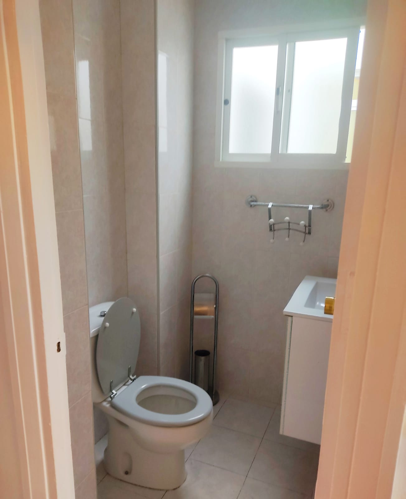 3 bedroom apartment with 2 bathrooms for rent in Estepona next to Plaza de Huevo - thumb - mibgroup.es
