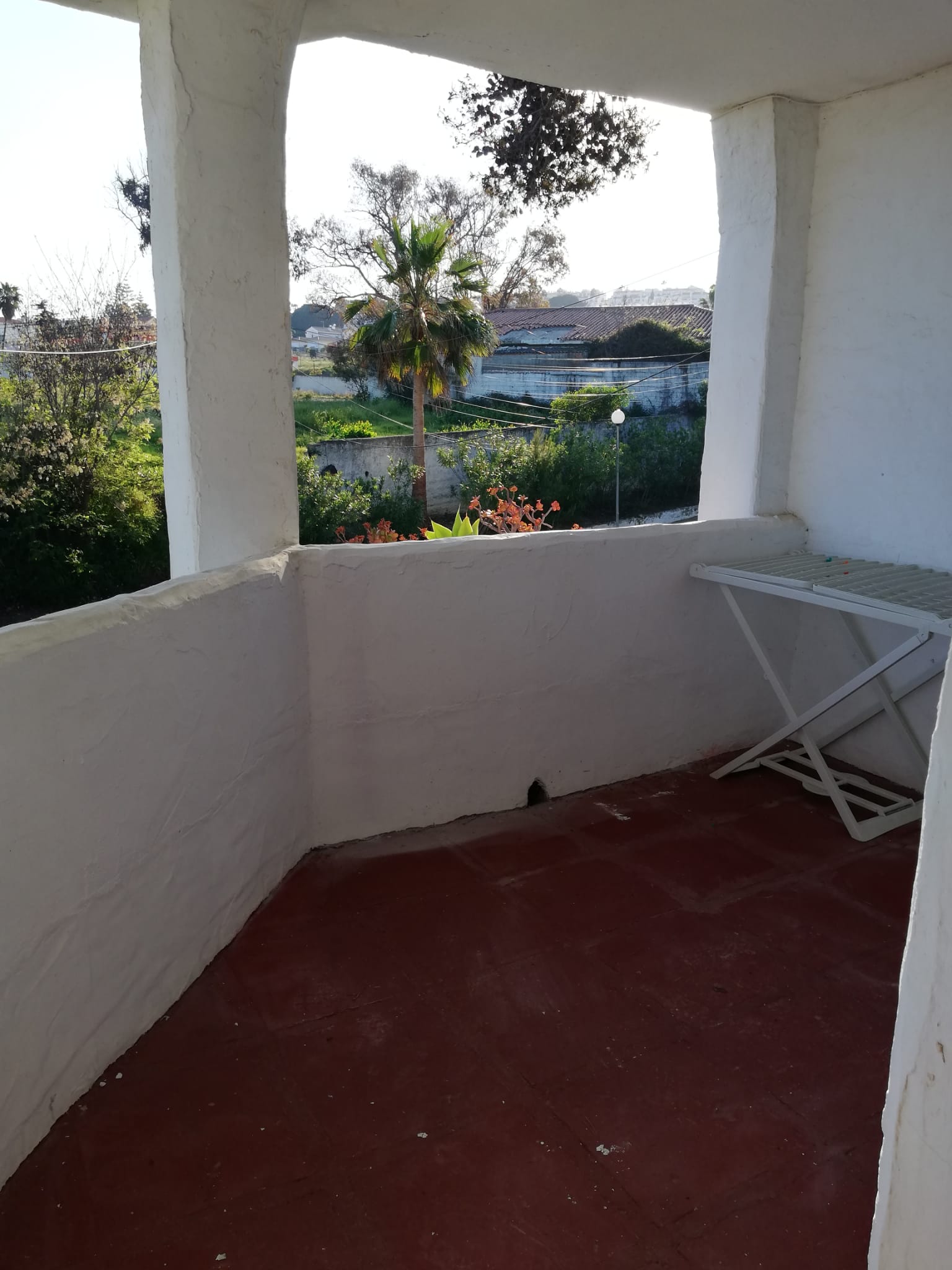 Adosado de 2 dormitorios en La Duquesa en alquiler en primera línea de mar - mibgroup.es