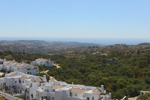 3 bedroom townhouse in Elviria (Marbella) for rent - mibgroup.es