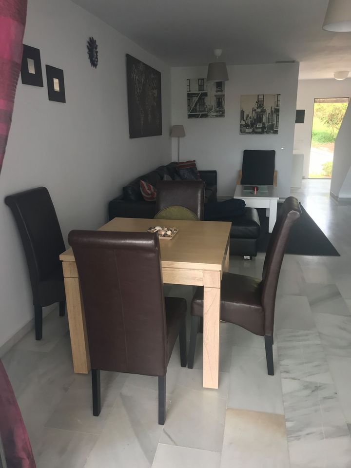 2 спальный таунхаус в аренду в Манильве - mibgroup.es