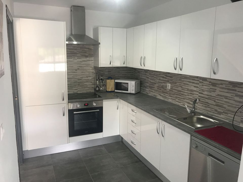 2 спальный таунхаус в аренду в Манильве - mibgroup.es