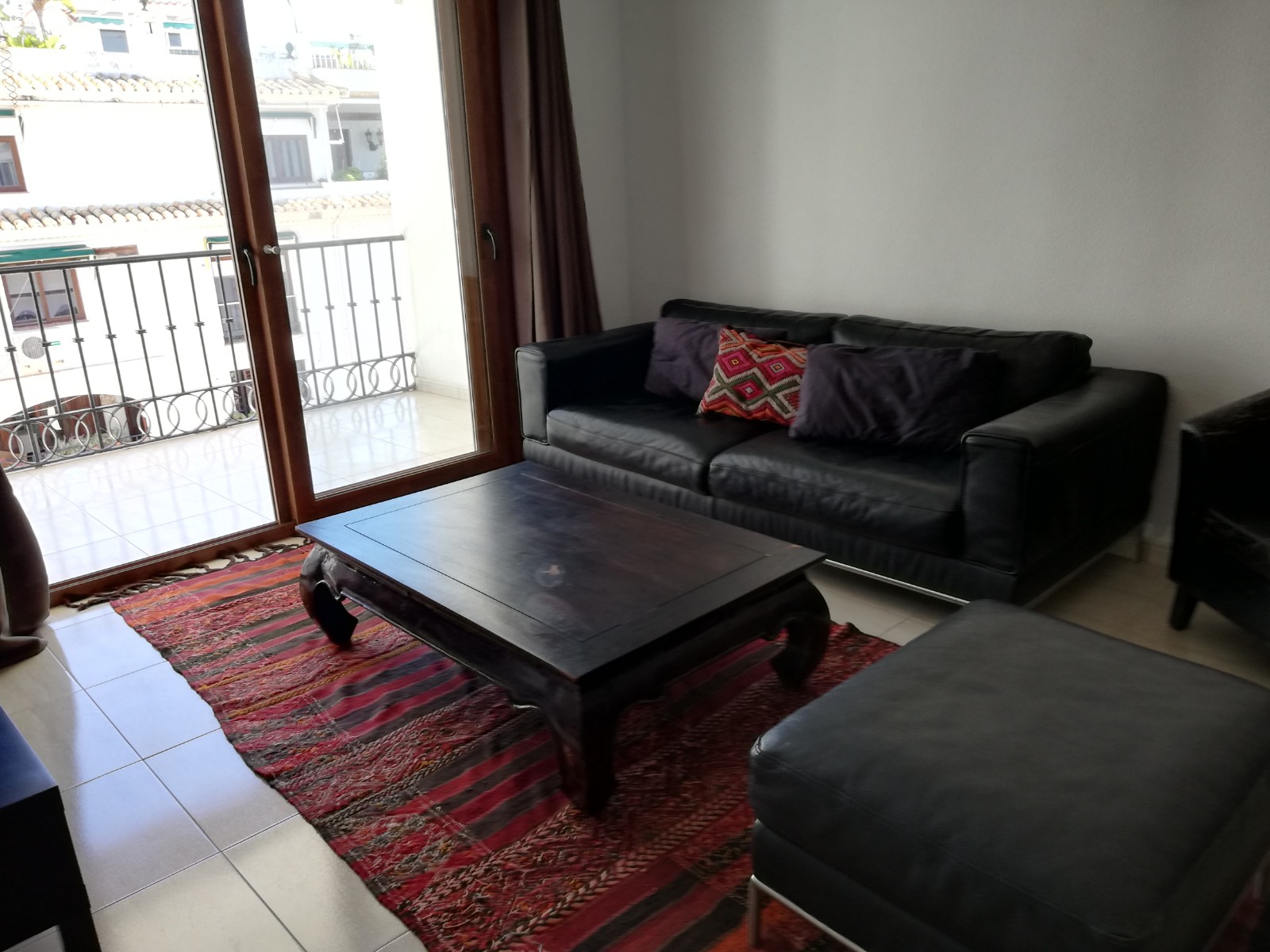 3 спальный пентхаус в аренду в порту Ла Дукесы с видом на море - mibgroup.es