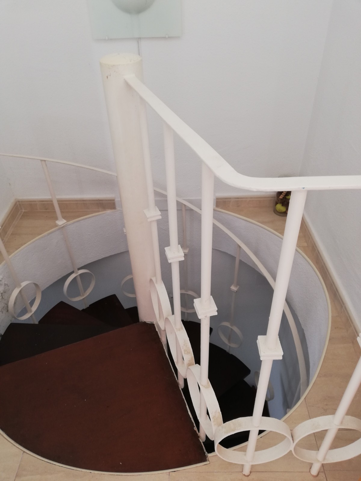 3 спальный пентхаус в аренду в порту Ла Дукесы с видом на море - mibgroup.es