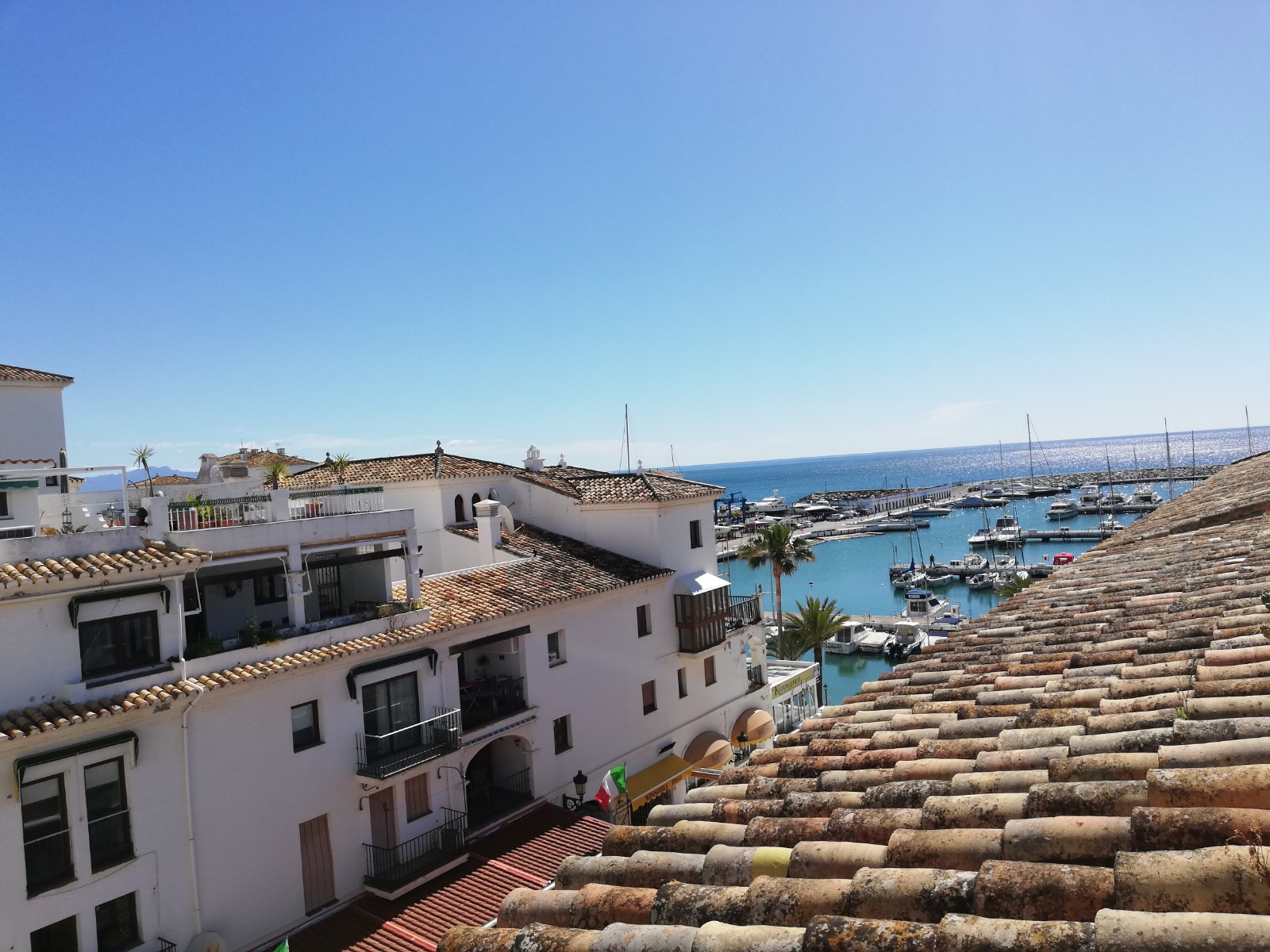 3 bedroom penthouse for rent in the port of La Duquesa with sea views - thumb - mibgroup.es
