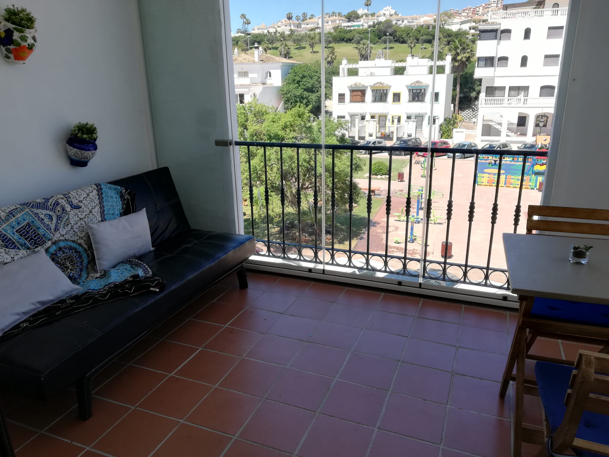 Сдается в аренду 2 спальная квартира в порту Ла Дукесы с видами на море - mibgroup.es