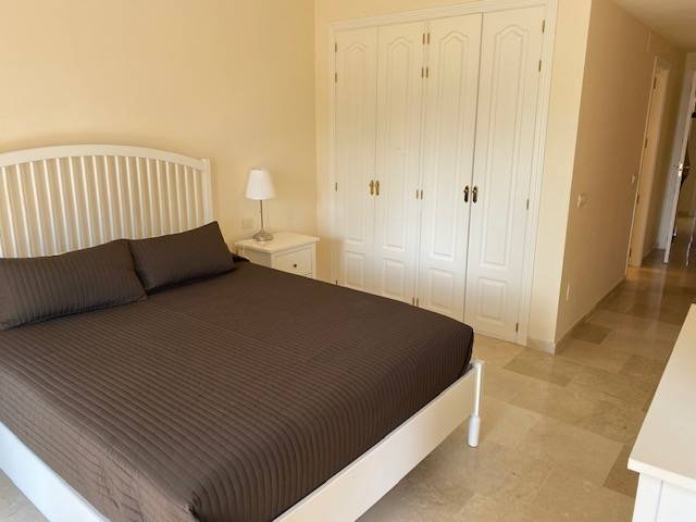 3 bedroom apartment for rent in El Campanario, Estepona - mibgroup.es