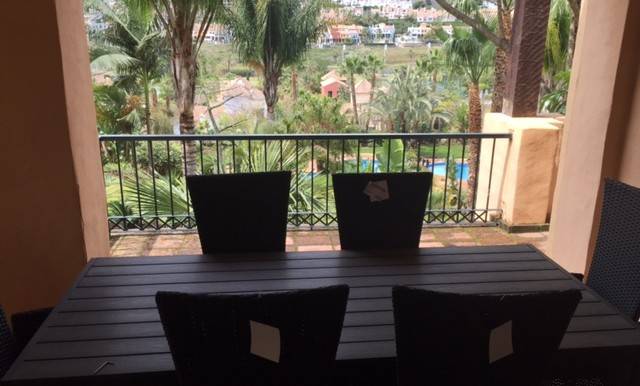 3 спальная квартира в аренду в Ель Кампанарио, Эстепона - mibgroup.es