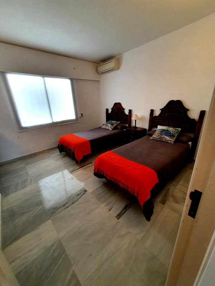 Apartamento de 2 habitaciones en alquiler en Los Almendras Benahavis - thumb - mibgroup.es