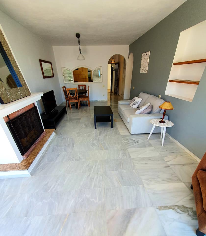 2 bedroom apartment for rent in Los Almendras Benahavis - mibgroup.es