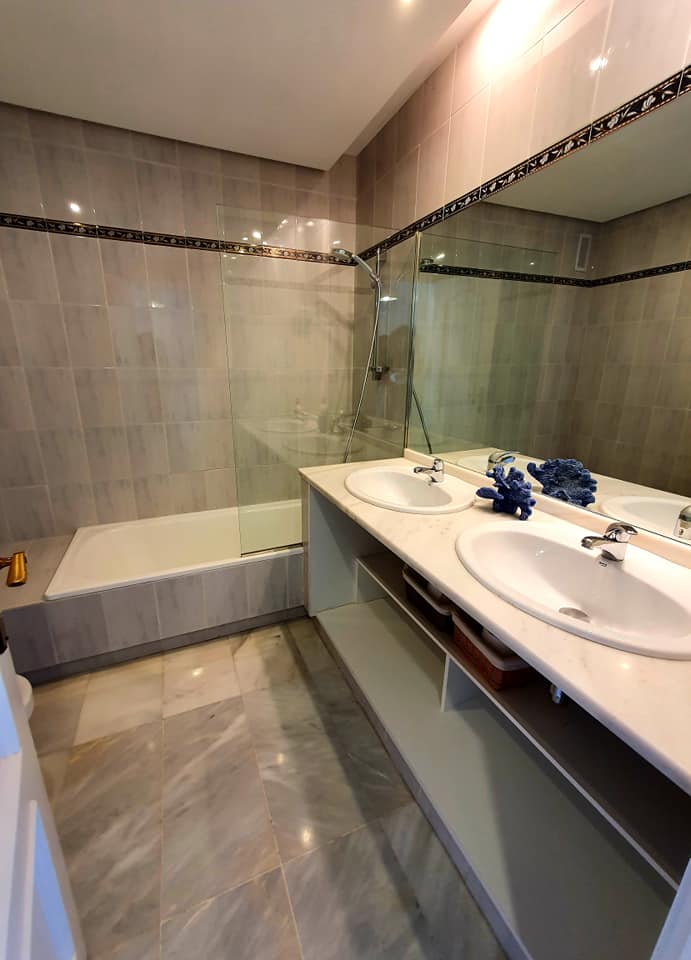 2 bedroom apartment for rent in Los Almendras Benahavis - mibgroup.es