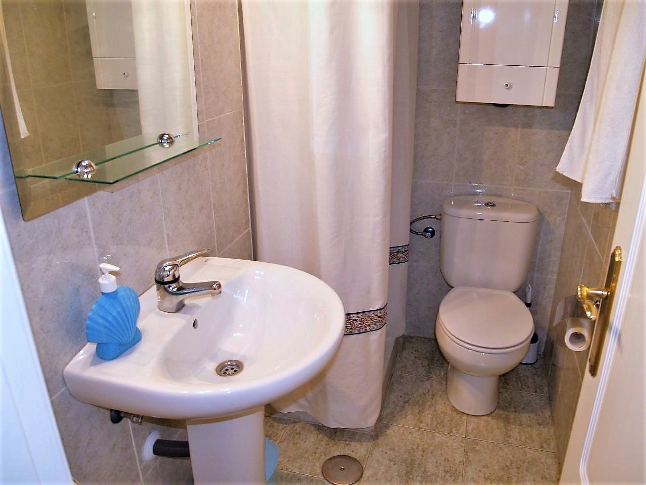 2 спальная квартира в аренду в порту Эстепоны - mibgroup.es