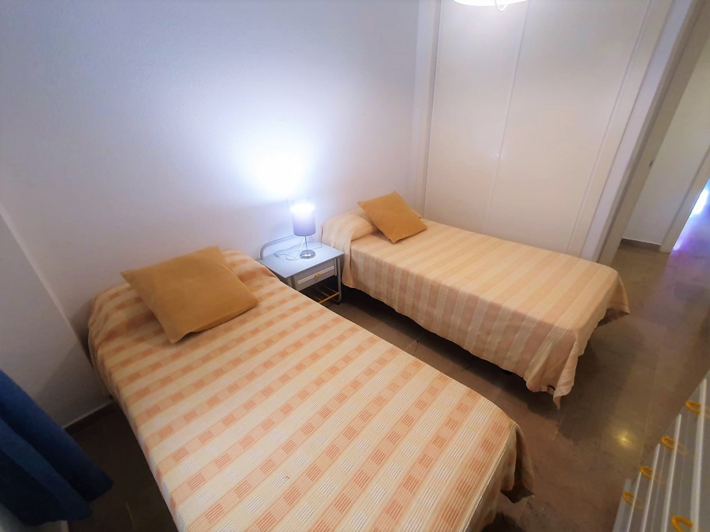 2 спальная квартира в аренду в порту Эстепоны - mibgroup.es