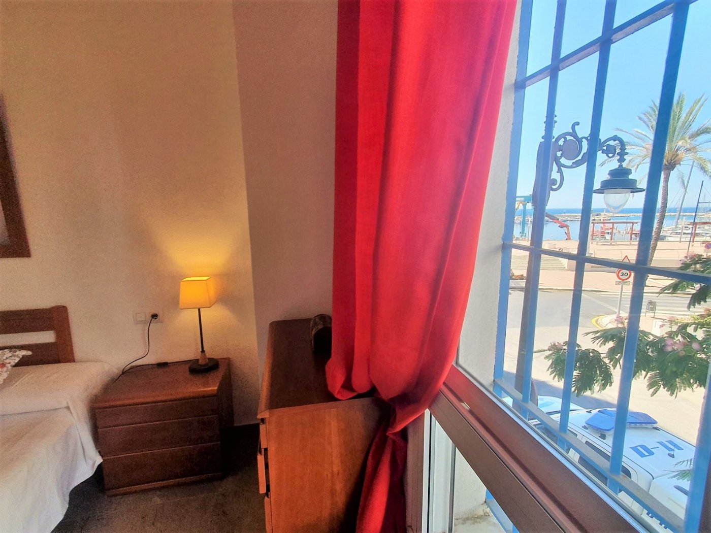 2 спальная квартира в аренду в порту Эстепоны - mibgroup.es