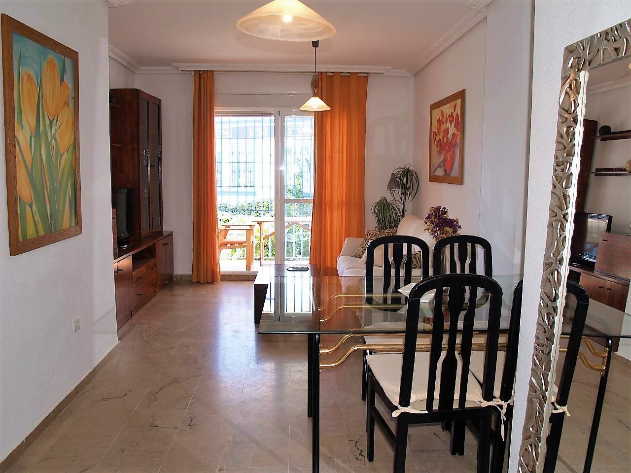 2 спальная квартира в аренду в порту Эстепоны - mibgroup.es