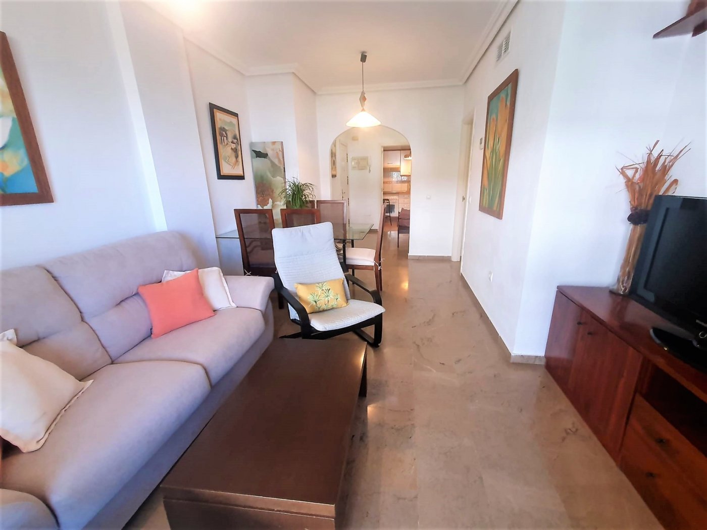 2 спальная квартира в аренду в порту Эстепоны - mibgroup.es