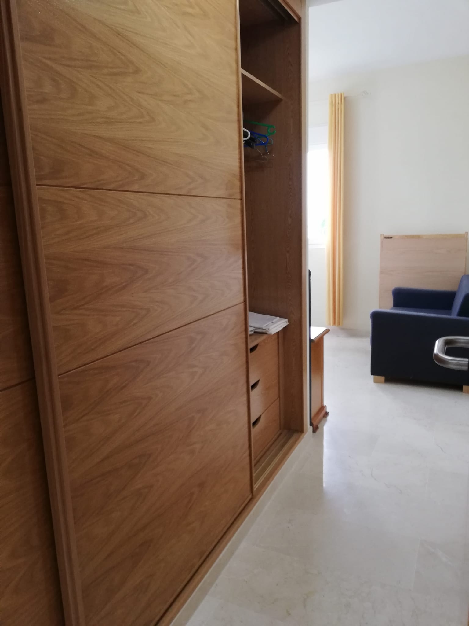 Se alquila piso de 2 habitaciones en Manilva con vista al mar - mibgroup.es