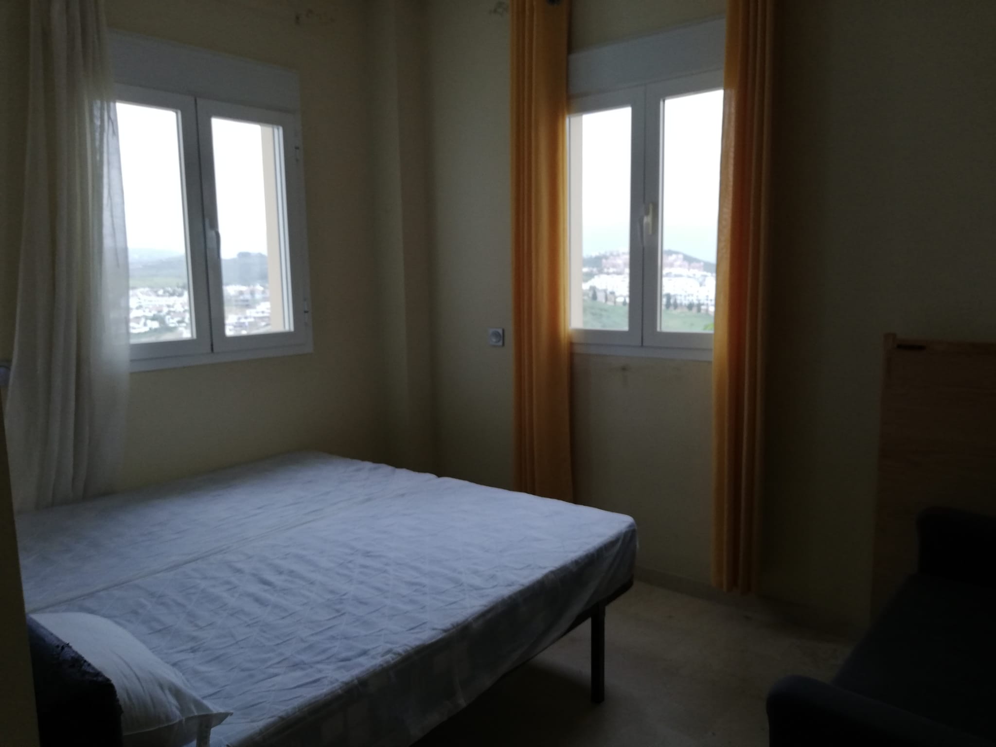 Se alquila piso de 2 habitaciones en Manilva con vista al mar - mibgroup.es