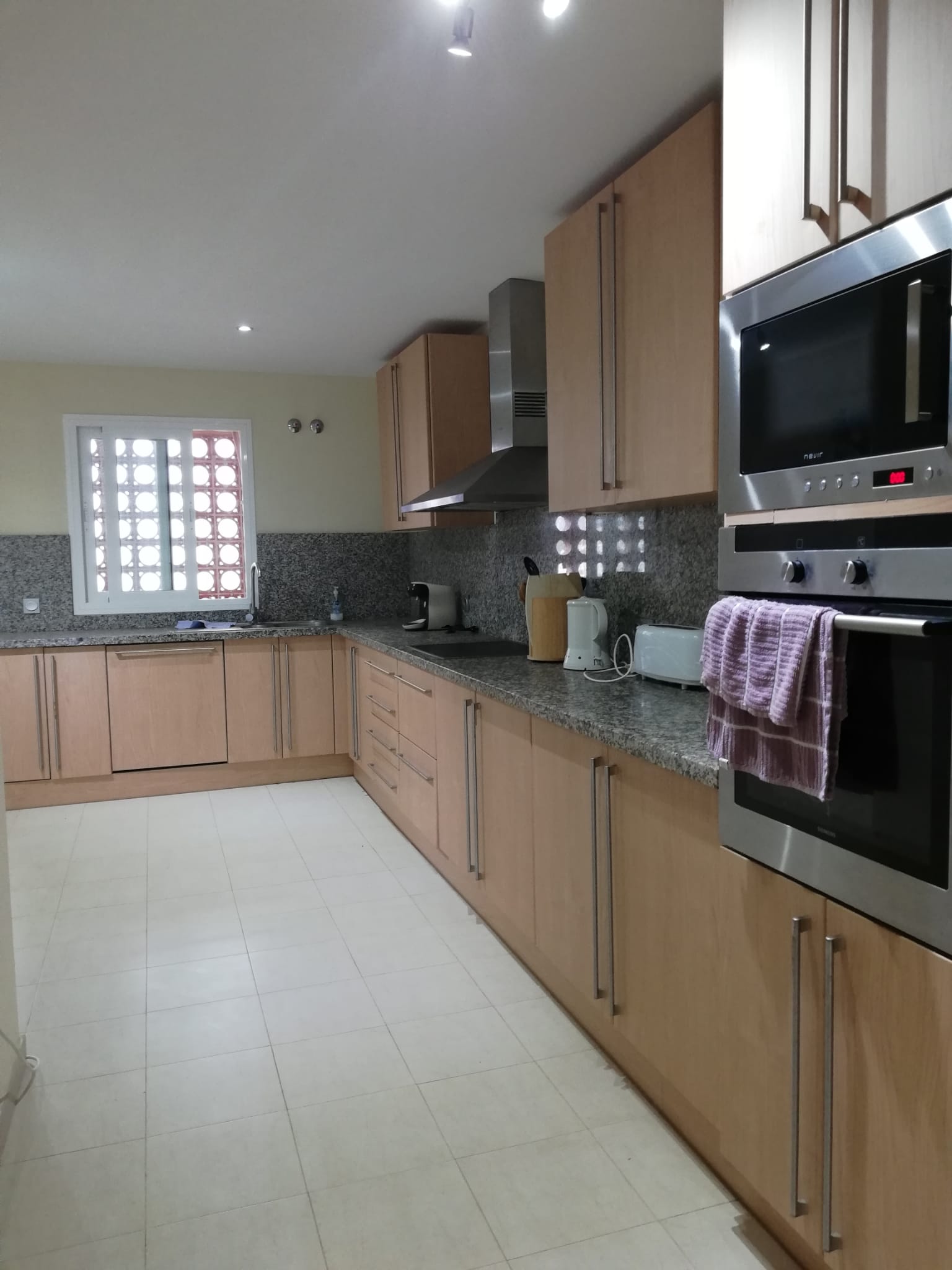 Se alquila piso de 2 habitaciones en Manilva con vista al mar - mibgroup.es