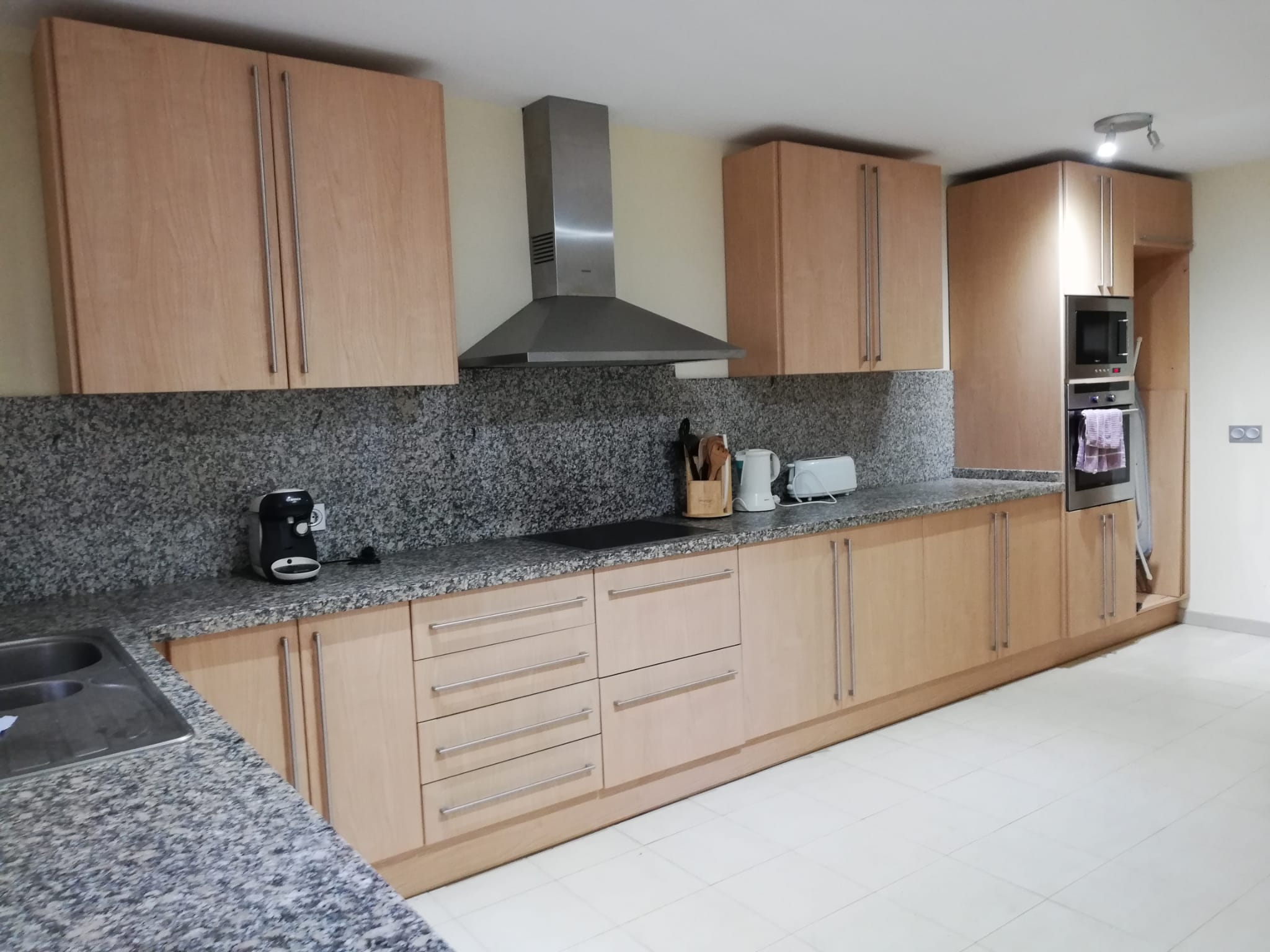 Se alquila piso de 2 habitaciones en Manilva con vista al mar - mibgroup.es