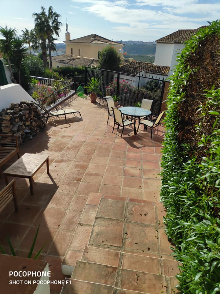 Casa adosada de 2 dormitorios en alquiler en La Duquesa - mibgroup.es