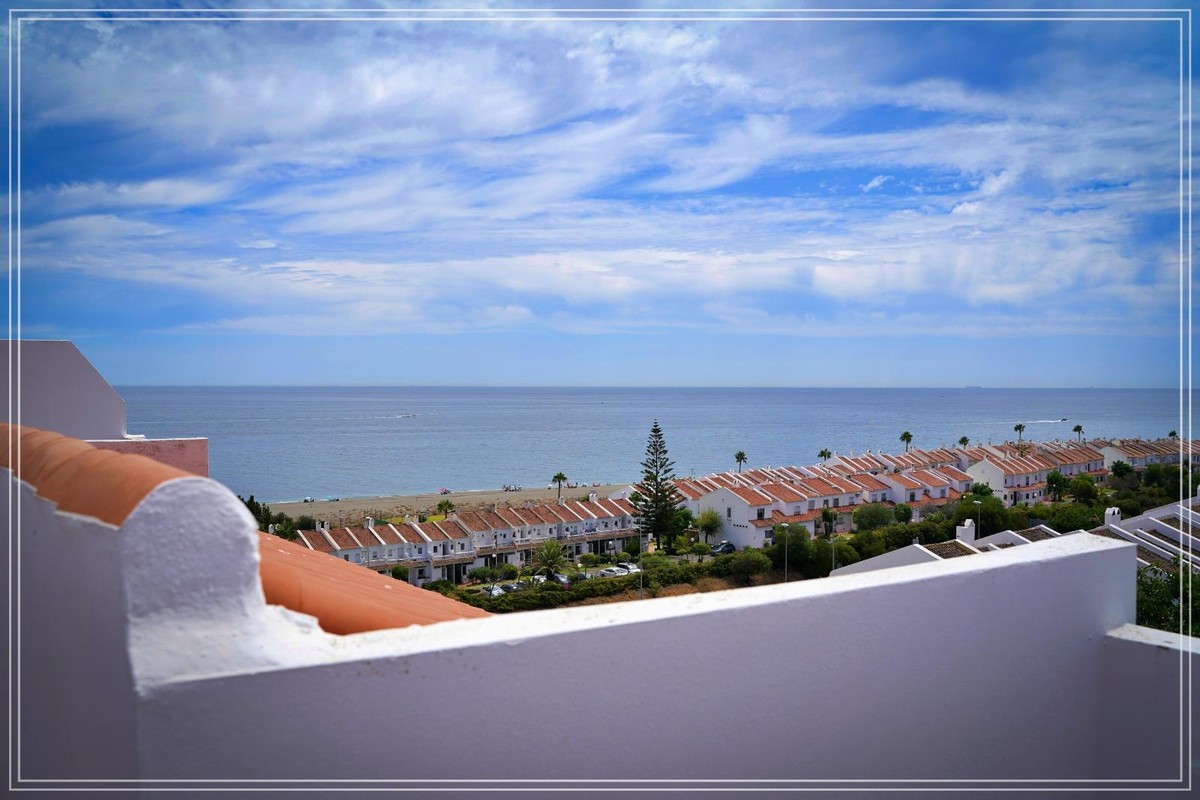 3 bedroom apartment for rent in Manilva with sea view - thumb - mibgroup.es