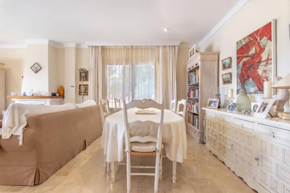 Одноэтажная 3 спальная вилла в Эль Росарио - mibgroup.es