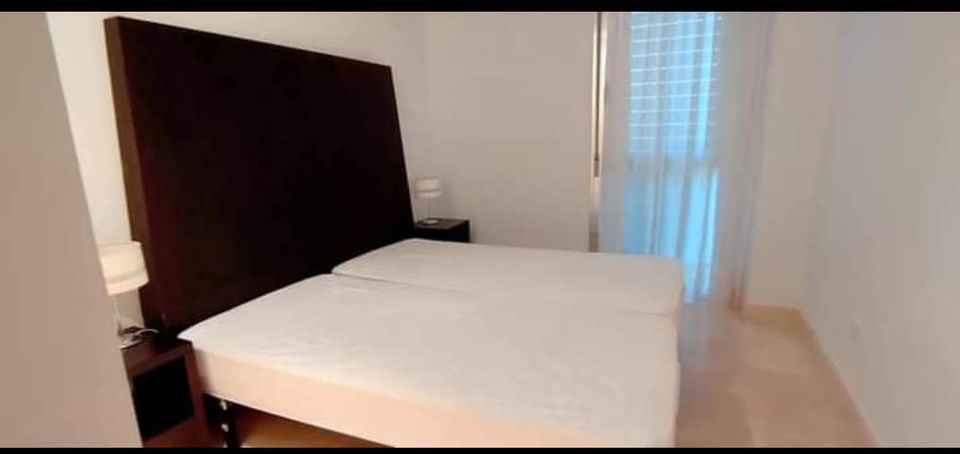 Великолепная 3 спальная квартира в Ла Дукесе с большой террасой - mibgroup.es
