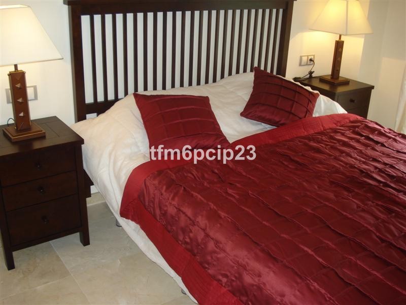 Two bedroom apartment in La Duquesa for rent - mibgroup.es