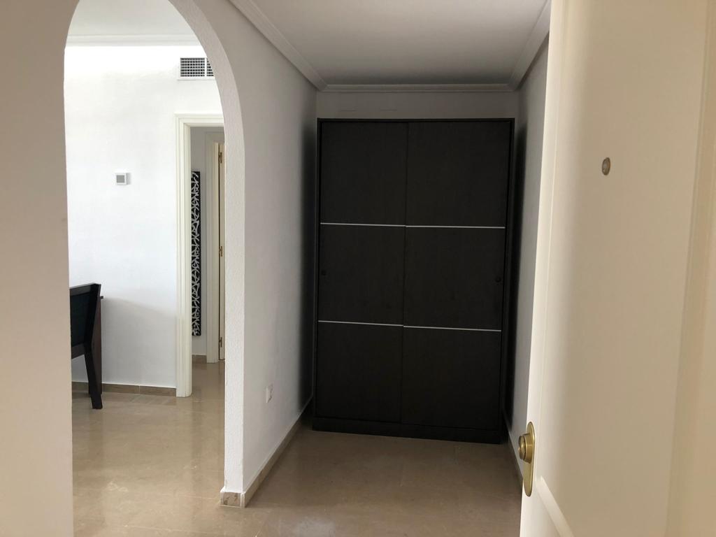 Квартира с 1 спальней в аренду в порту Эстепоны - mibgroup.es