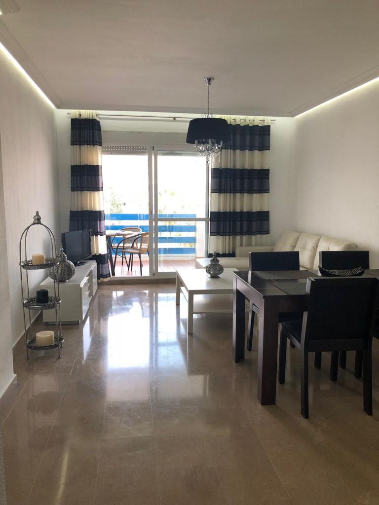 1 bedroom apartment for rent in the port of Estepona - mibgroup.es