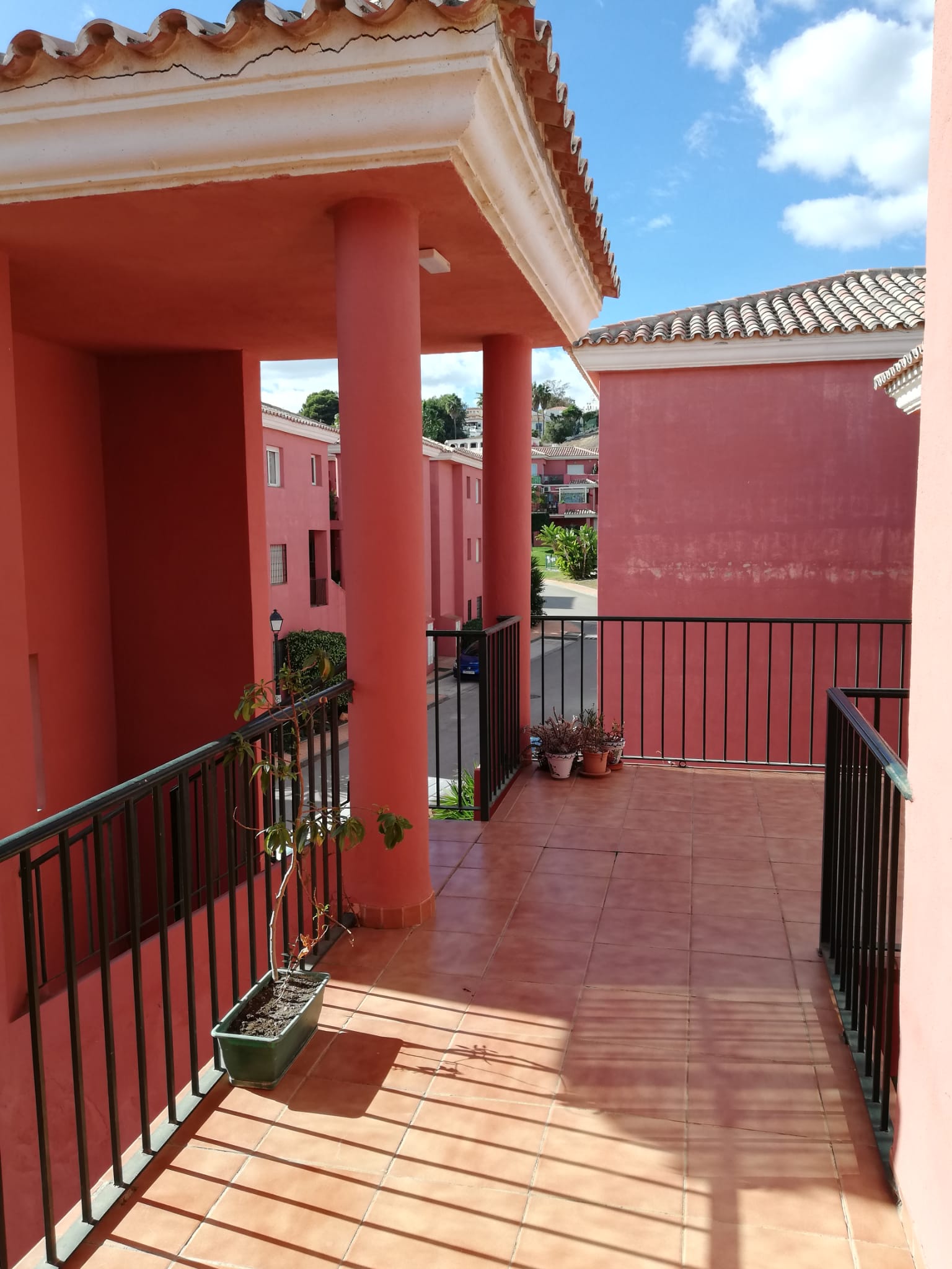 2 bedroom penthouse for rent in Manilva - mibgroup.es