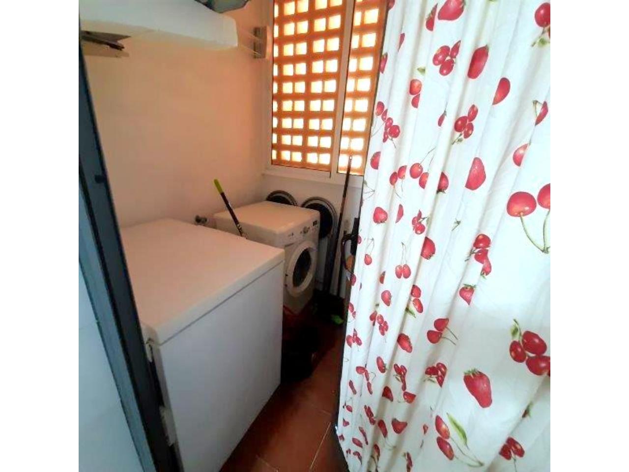 2 bedroom apartment for rent in Manilva - thumb - mibgroup.es
