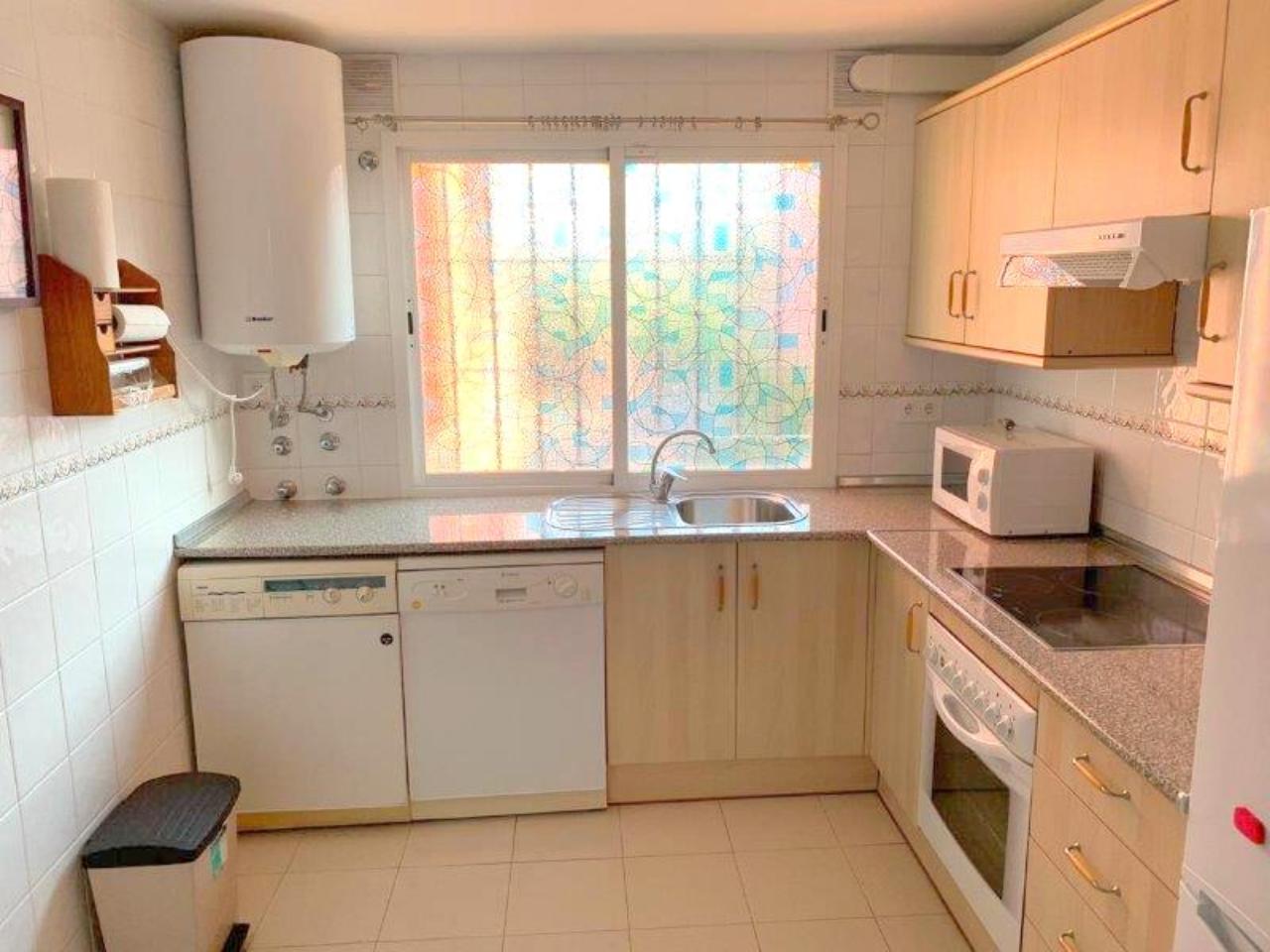 2 bedroom apartment for rent in Manilva near the beach - mibgroup.es
