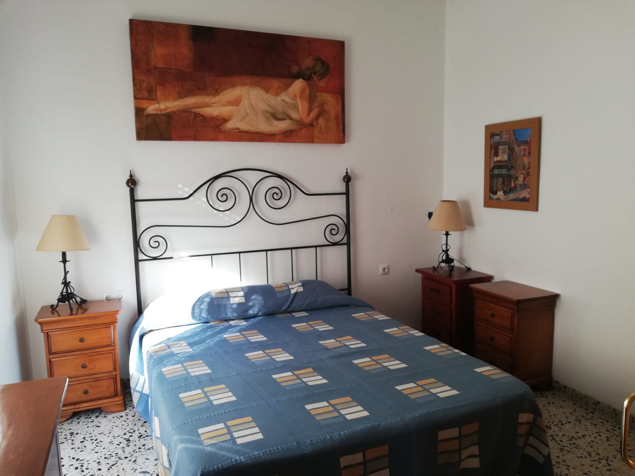 Apartamento de 1 dormitorio en alquiler en el centro de Estepona - mibgroup.es