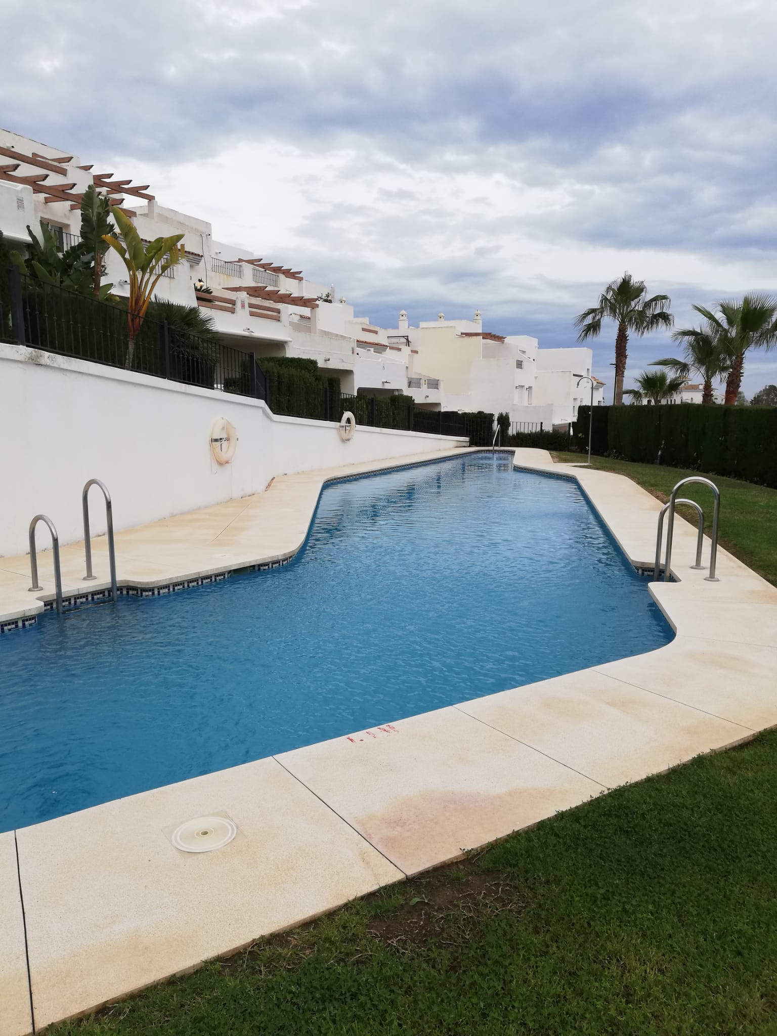 Casa en Manilva de 3 dormitorios en alquiler larga temporada - mibgroup.es