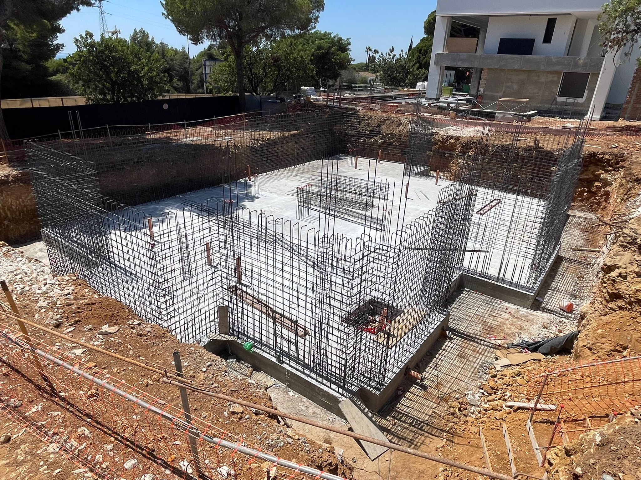 Se vende estructura para construir una casa en Nagueles - mibgroup.es