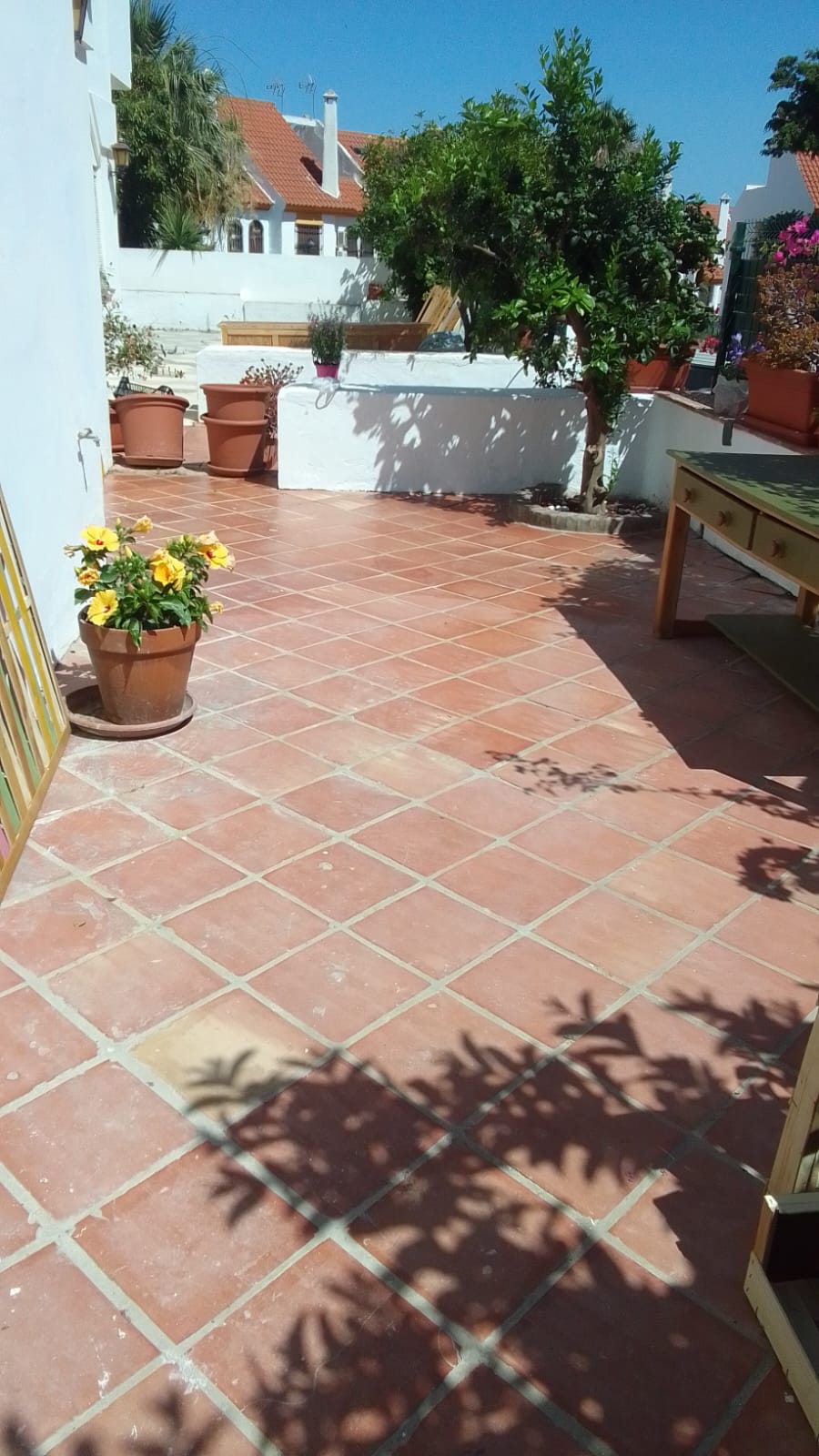 Сдается в аренду уютный 2-спальный таунхаус в порту Эстепоны - mibgroup.es