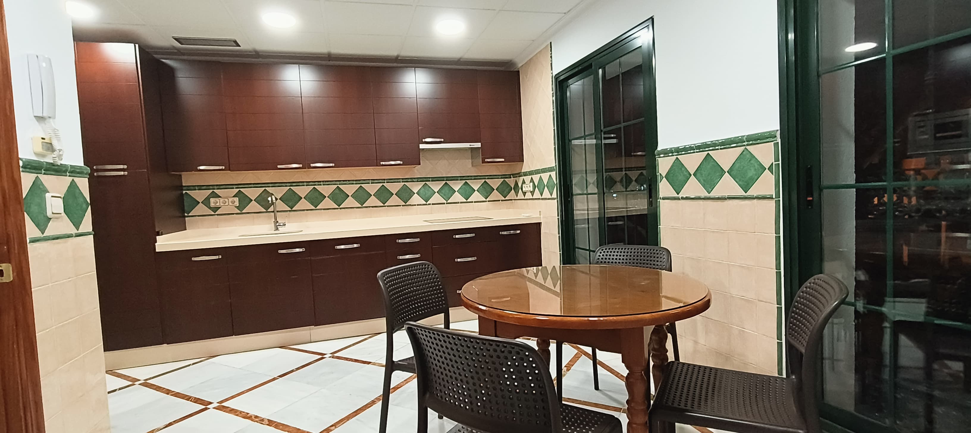 Уютная 2-спальная квартира в Сан-Педро – идеальный вариант для аренды - mibgroup.es