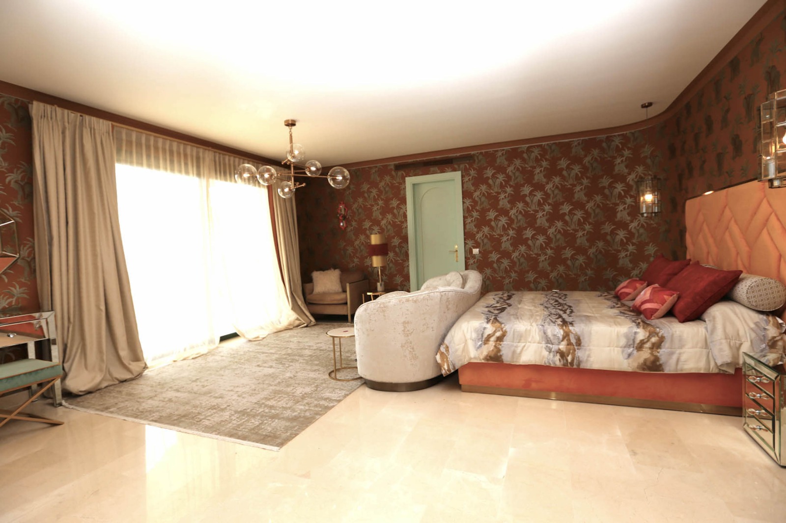 Luxury Villa for Long-Term Rental in Selwo - mibgroup.es