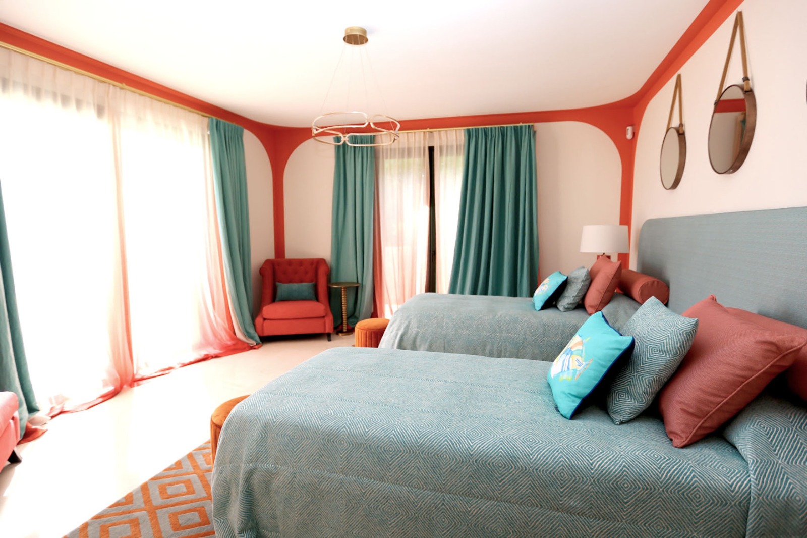 Luxury Villa for Long-Term Rental in Selwo - mibgroup.es