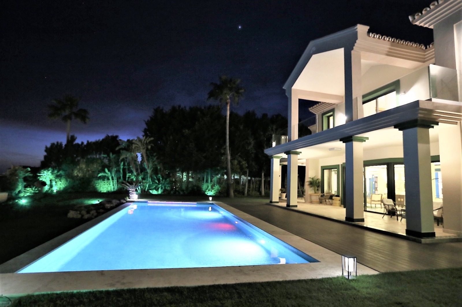 Luxury Villa for Long-Term Rental in Selwo - mibgroup.es