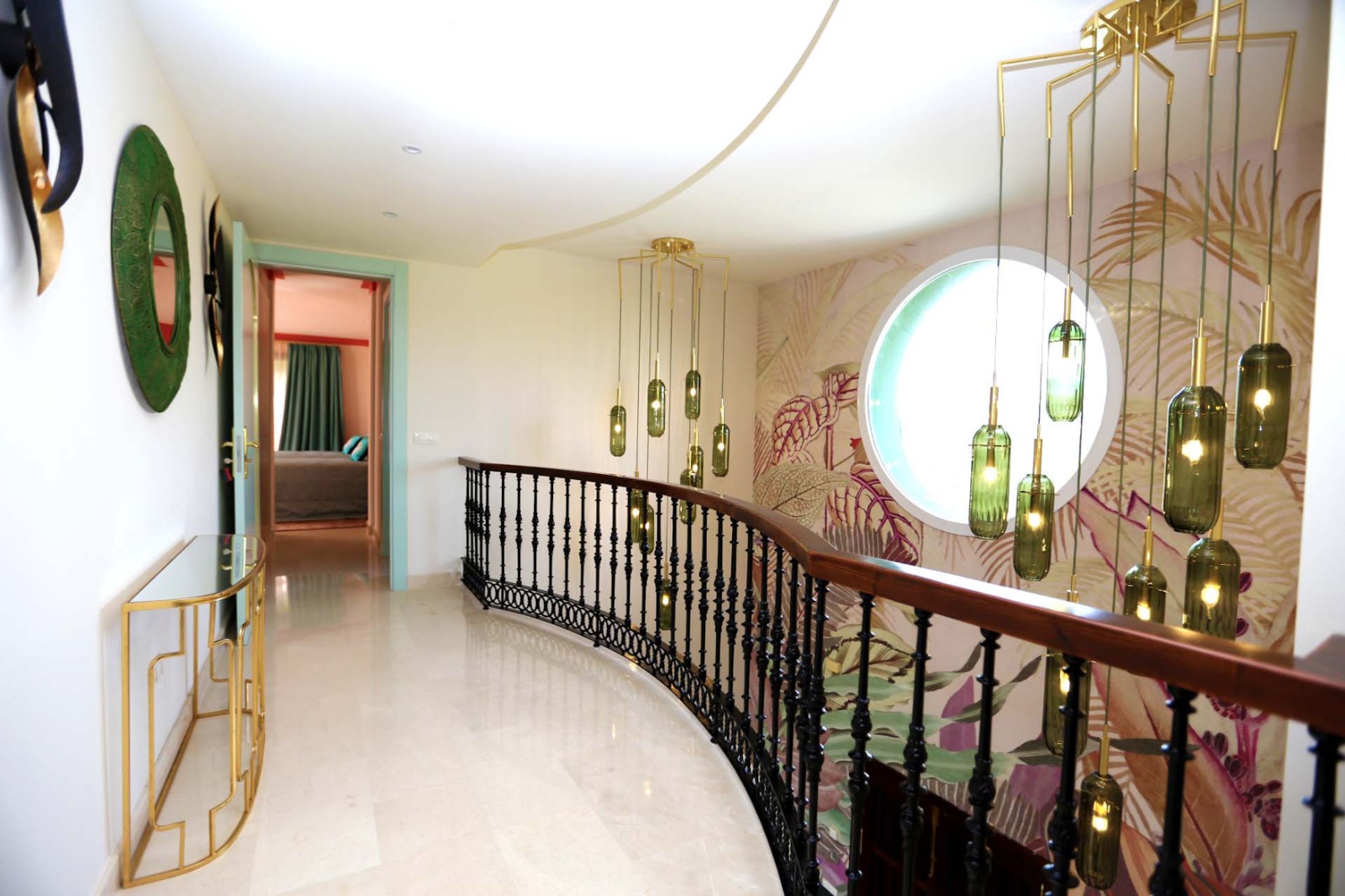 Luxury Villa for Long-Term Rental in Selwo - mibgroup.es